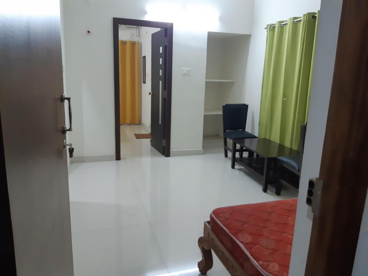 Pph Living Bhimas Hotel Tada Exterior photo